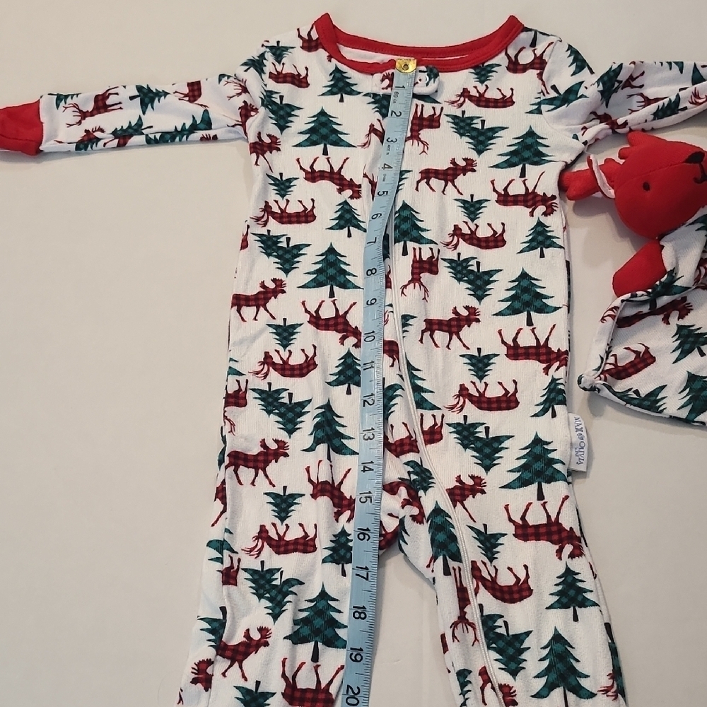 Max & Olivia Festive Reindeer & Tree Pajamas 18 Months NWT - Picture 9 of 11